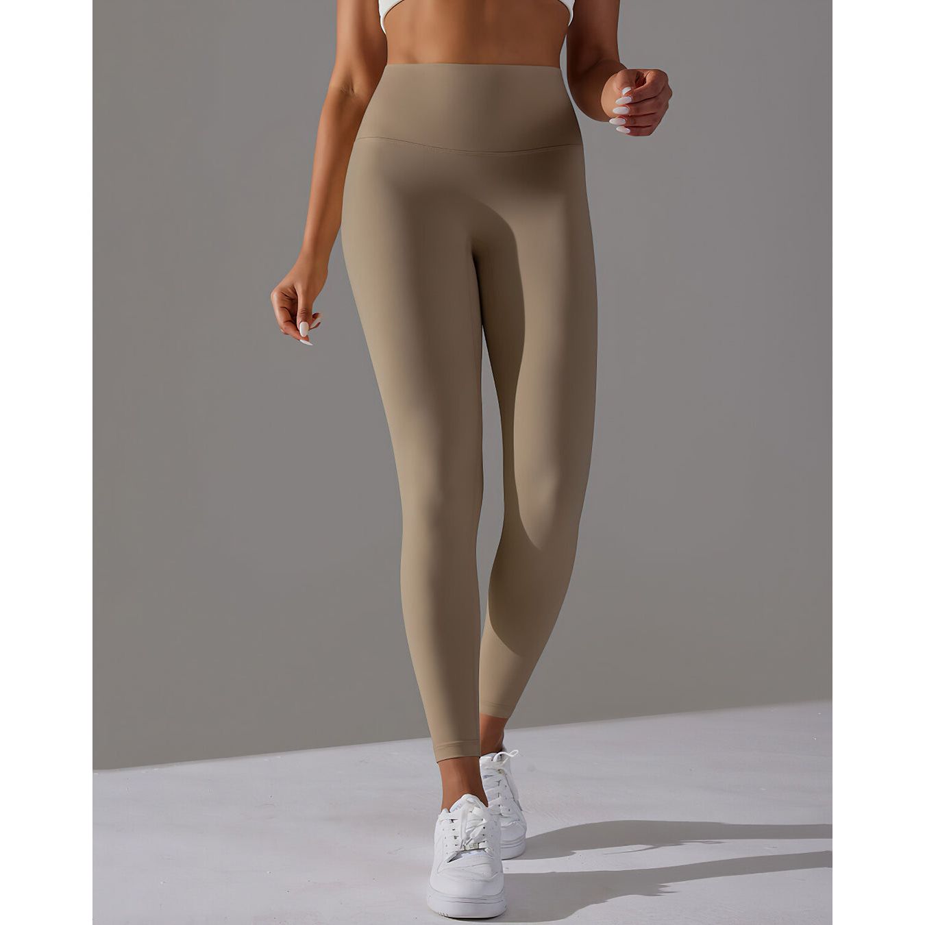 THE SLEEK LEGGINGS