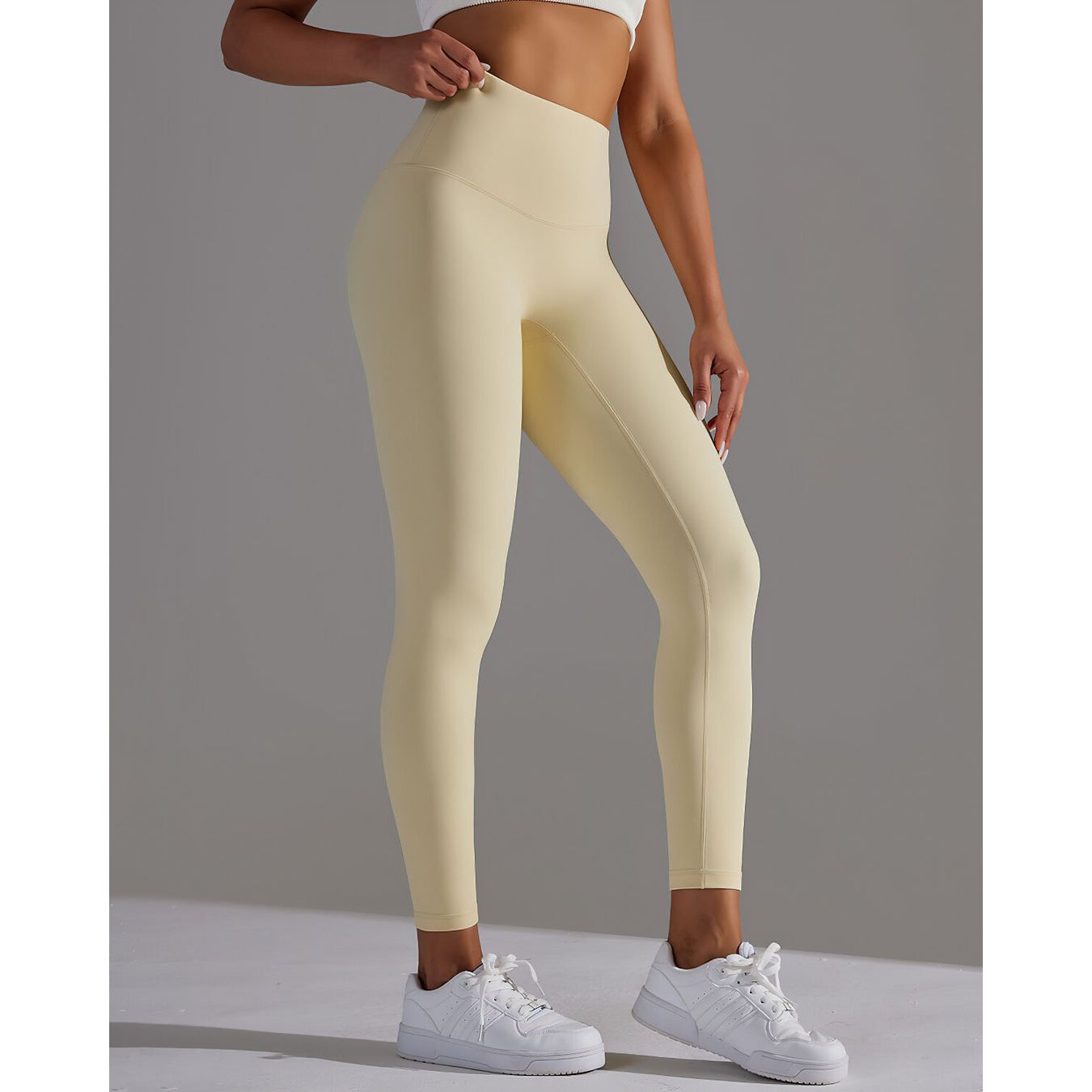 THE SLEEK LEGGINGS