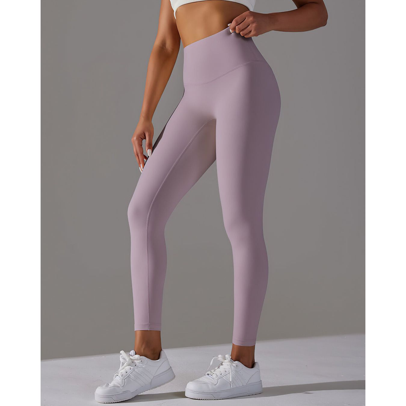 THE SLEEK LEGGINGS
