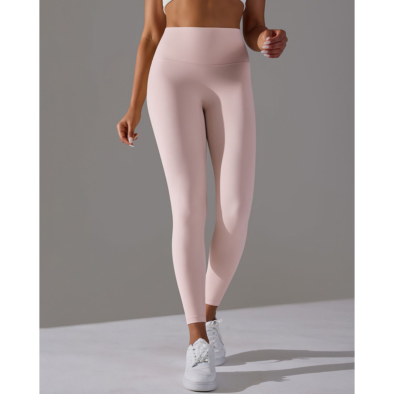 THE SLEEK LEGGINGS