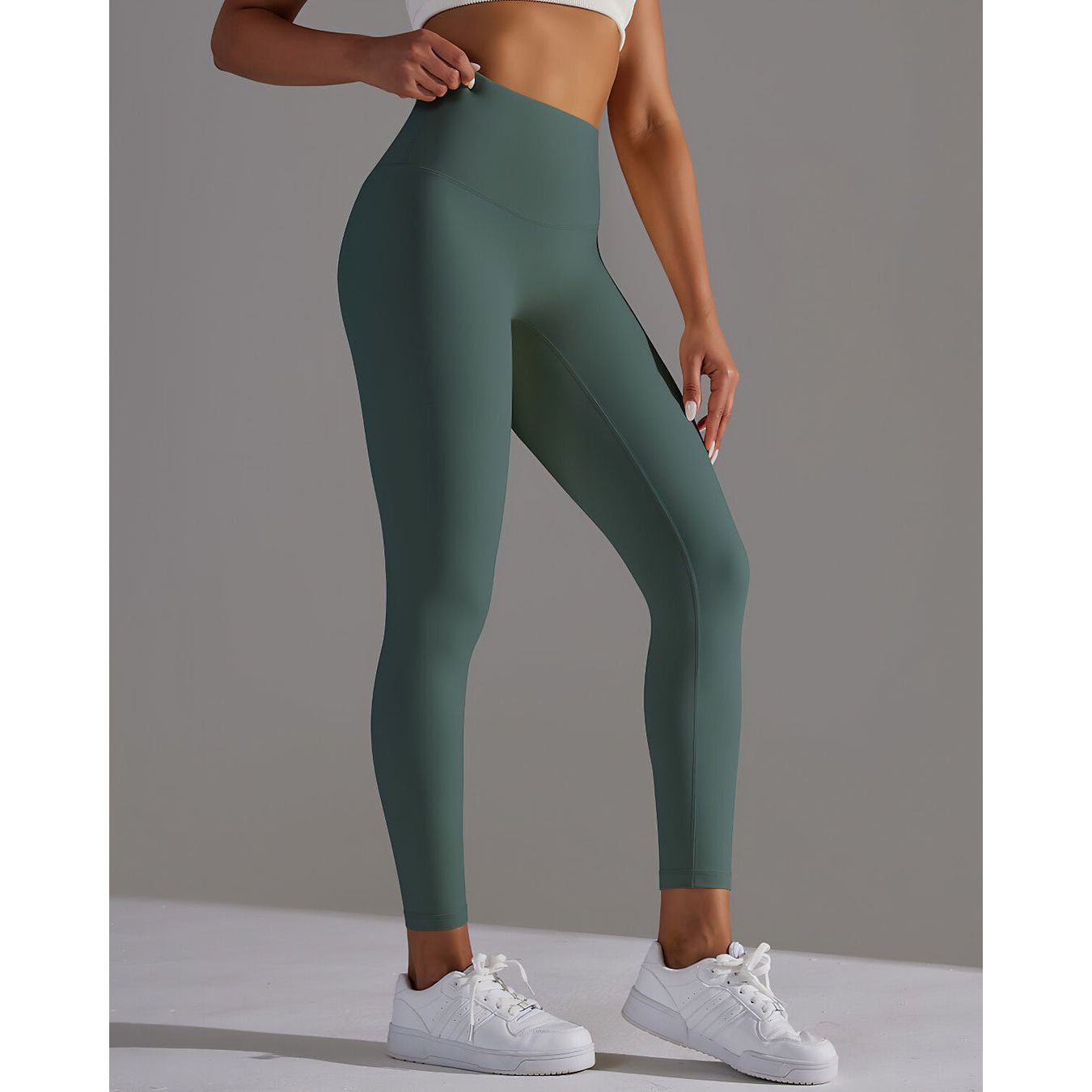 THE SLEEK LEGGINGS