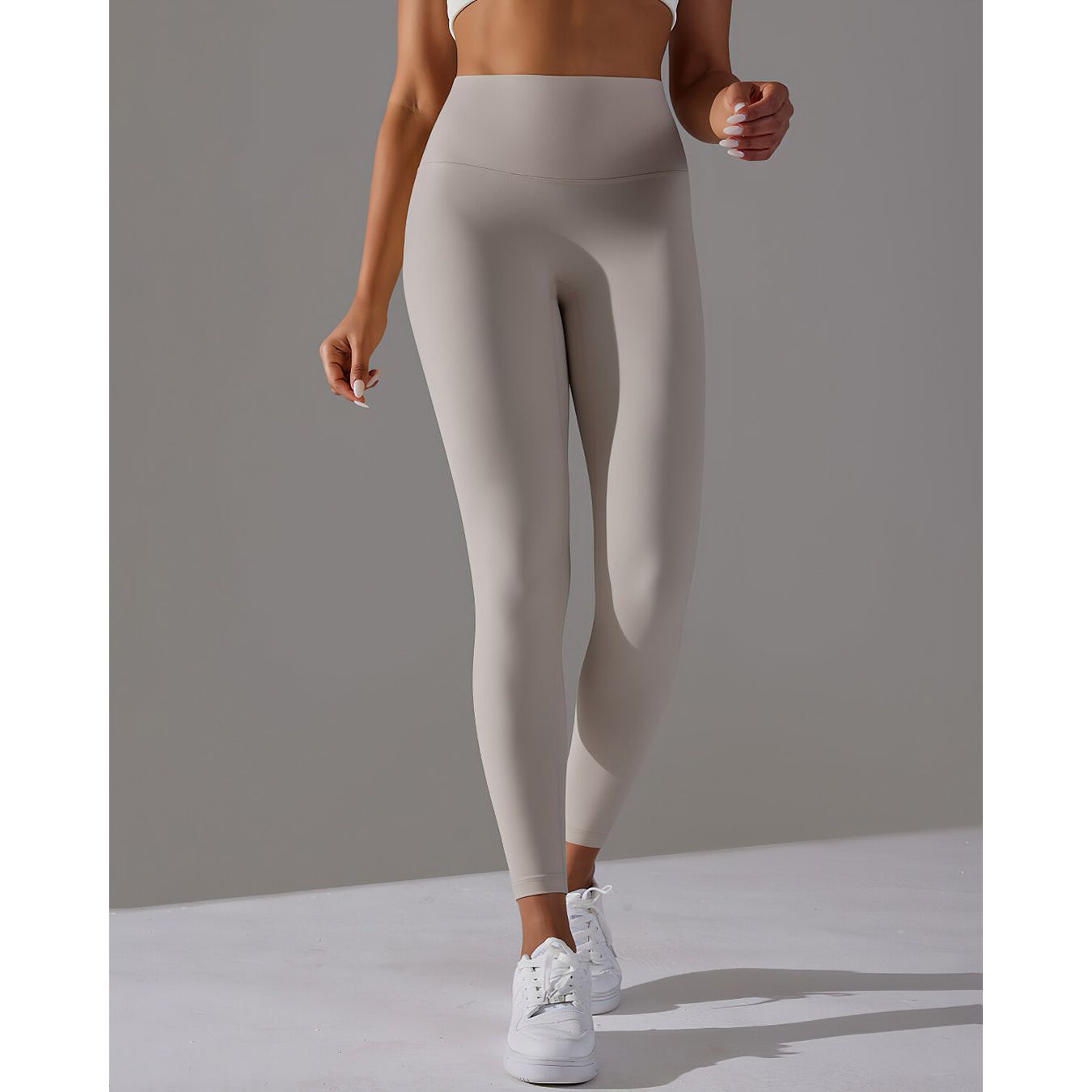 THE SLEEK LEGGINGS