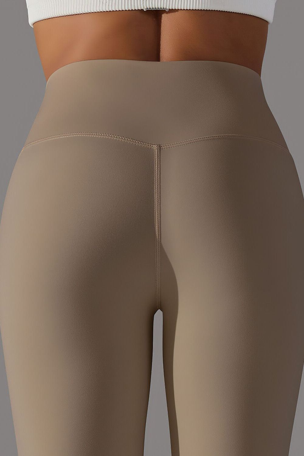 THE SLEEK LEGGINGS