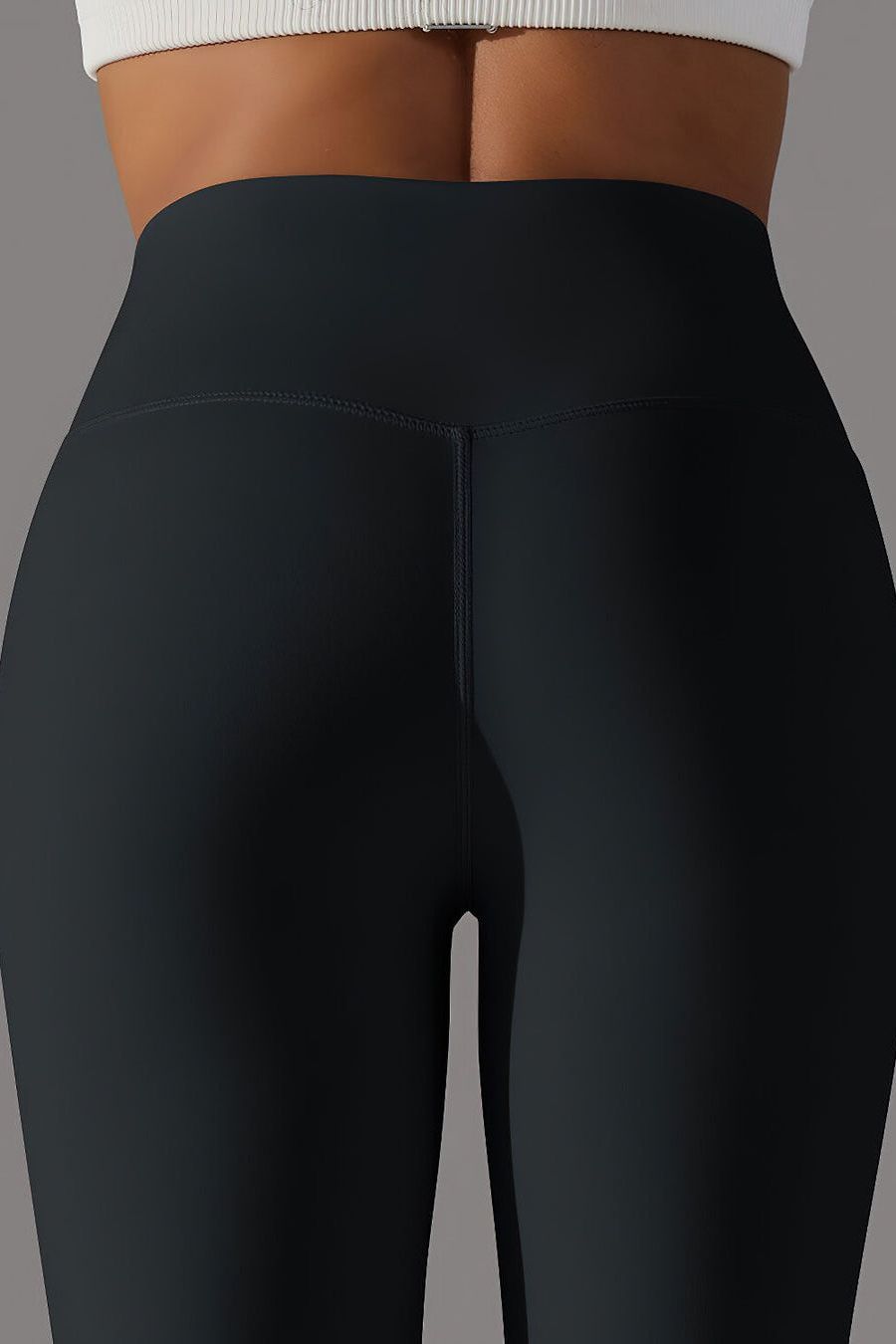 THE SLEEK LEGGINGS