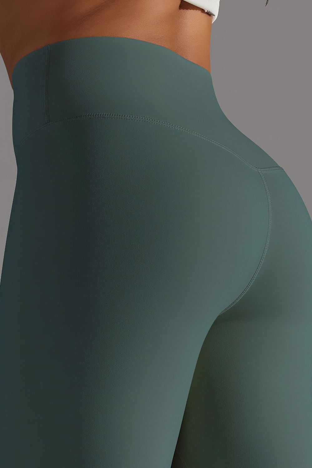 THE SLEEK LEGGINGS