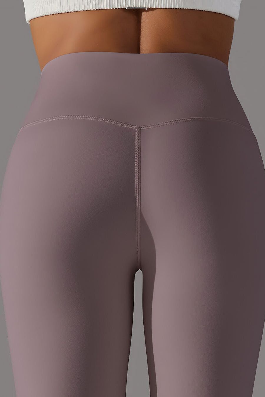 THE SLEEK LEGGINGS